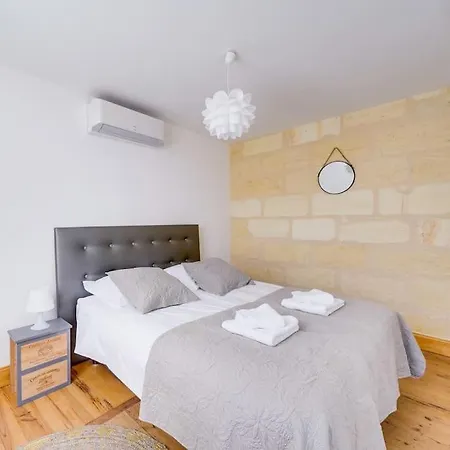 Apartment Logis Guadet, Magnifique Dans Emilion *